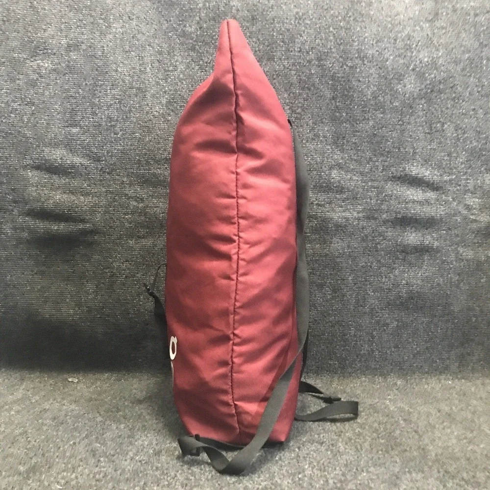 On Cloud Ambassador Maroon/Black  Running Backpack Sack Run Bag w/ Front Logo